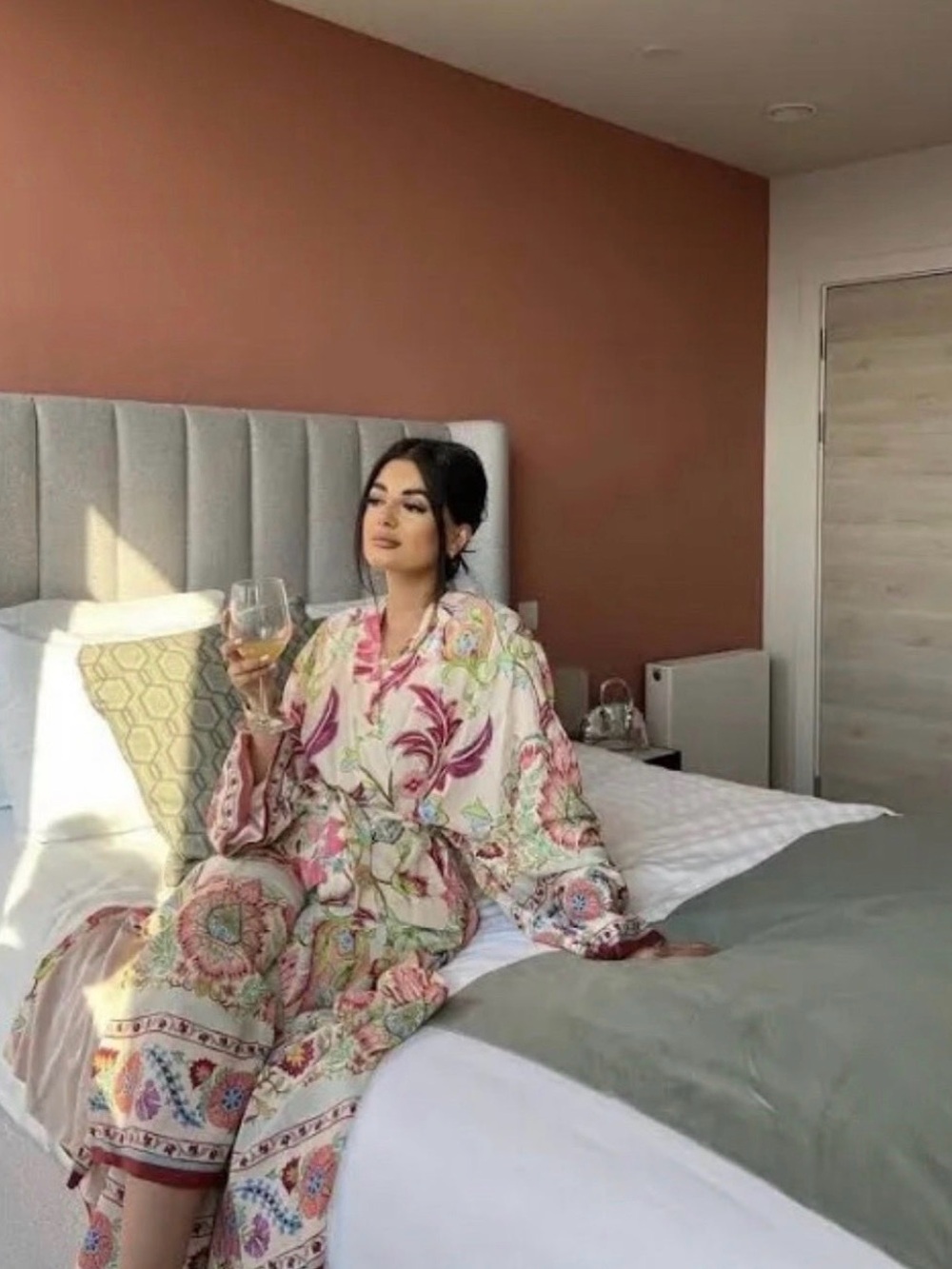 Floral Maxi Robe - Picture 2 of 10